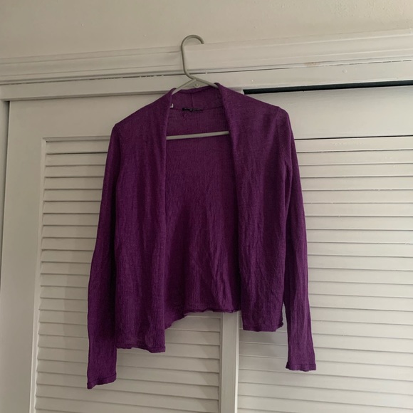 SOLD.  Eileen Fisher Cardigan - Picture 1 of 4